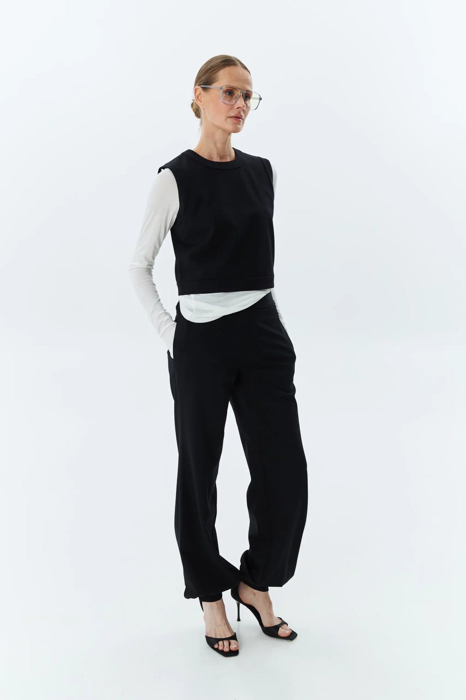 AD20 Top Luna, black (Nazarelli)