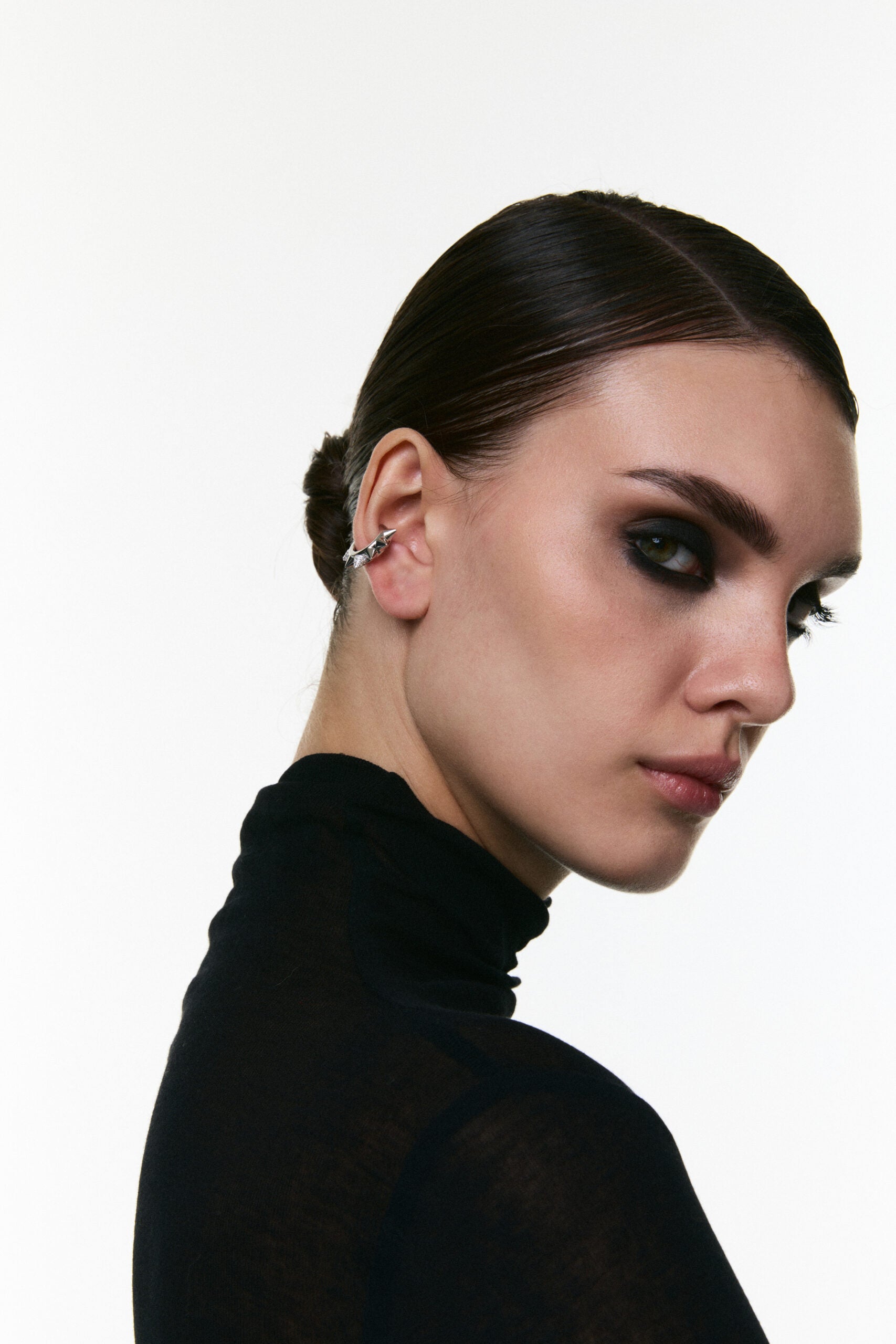 "THE THORN" CUFF STŘÍBRNÝ (Grains de Verre) , CLR1