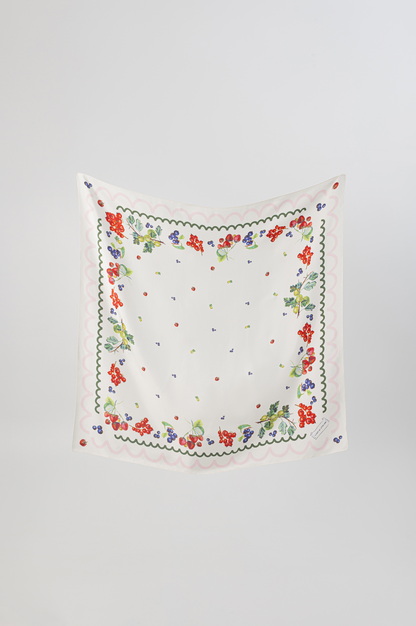 Scarf &quot;Strawberry&quot;, (Lady Di) U00001399
